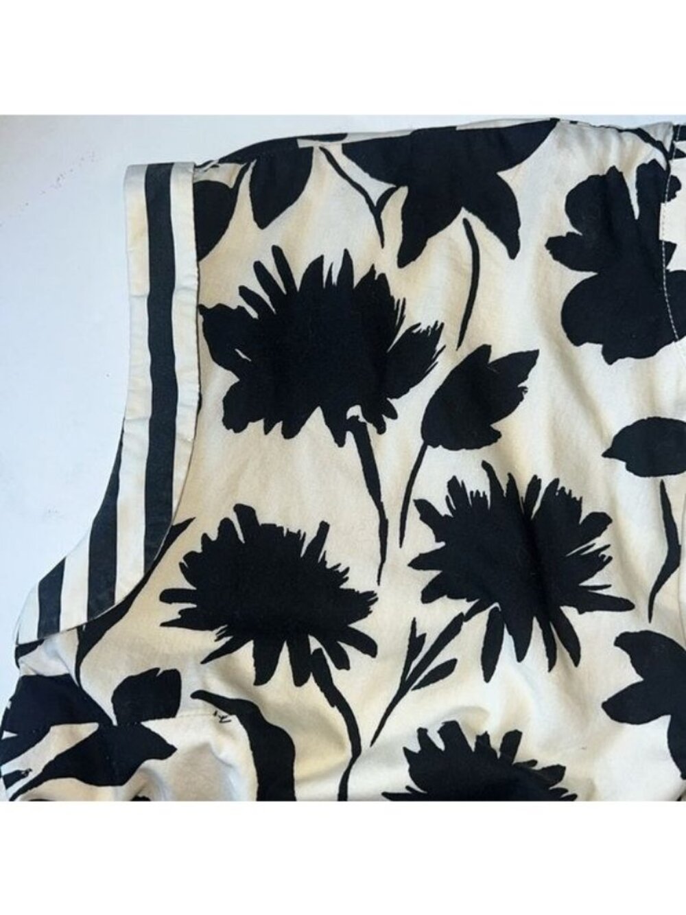 Zoe & Claire Midi Dress Womens M Black Cream Floral Striped Tie Waist - Picture 12 of 14